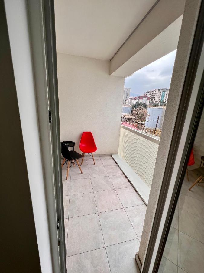 High-End Spacious Apartment Next To City Mall Skopje Extérieur photo