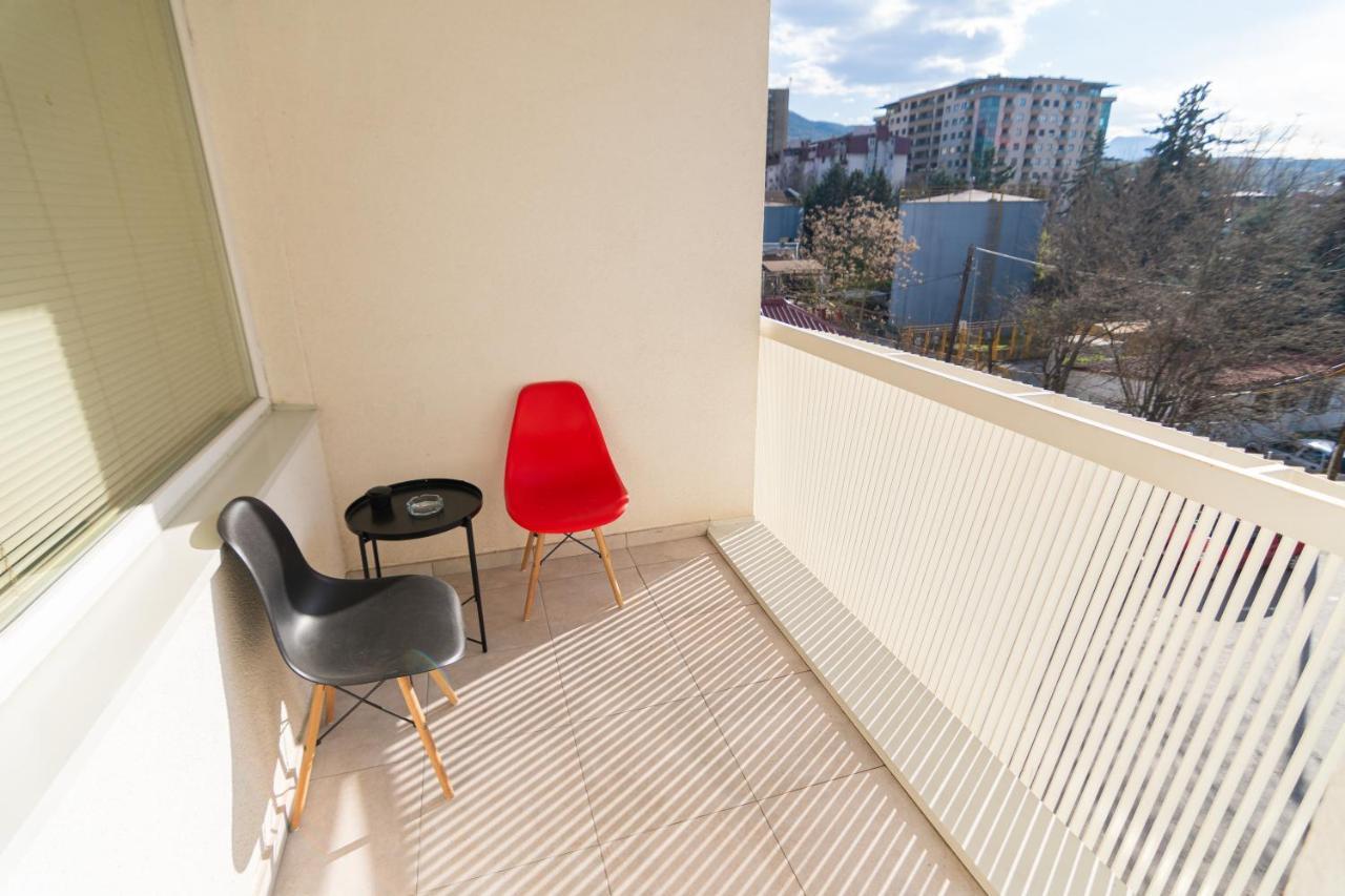 High-End Spacious Apartment Next To City Mall Skopje Extérieur photo