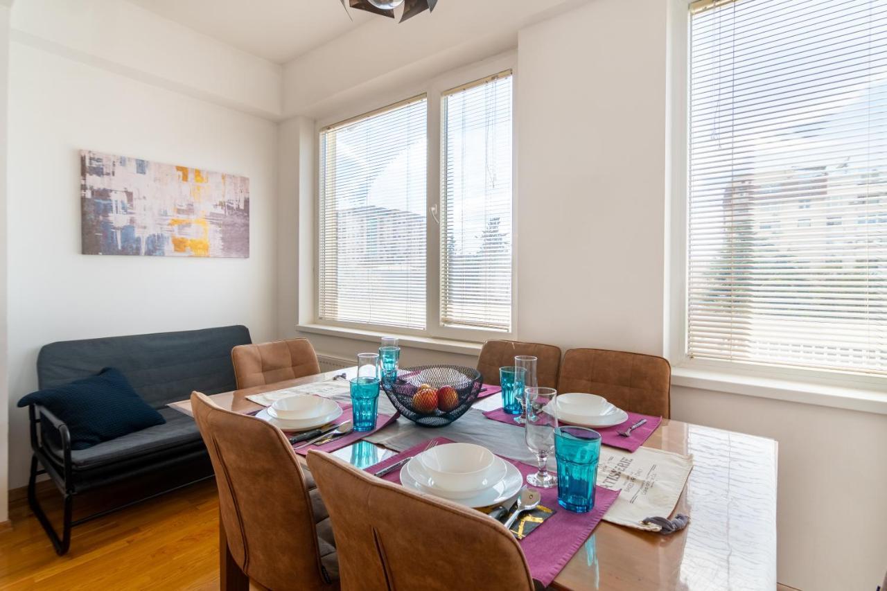 High-End Spacious Apartment Next To City Mall Skopje Extérieur photo